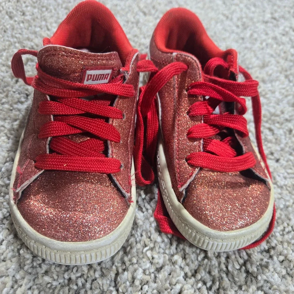 PUMA Basket Holiday‎ Glitz Girls Sneakers – Red Glitter – Size 8